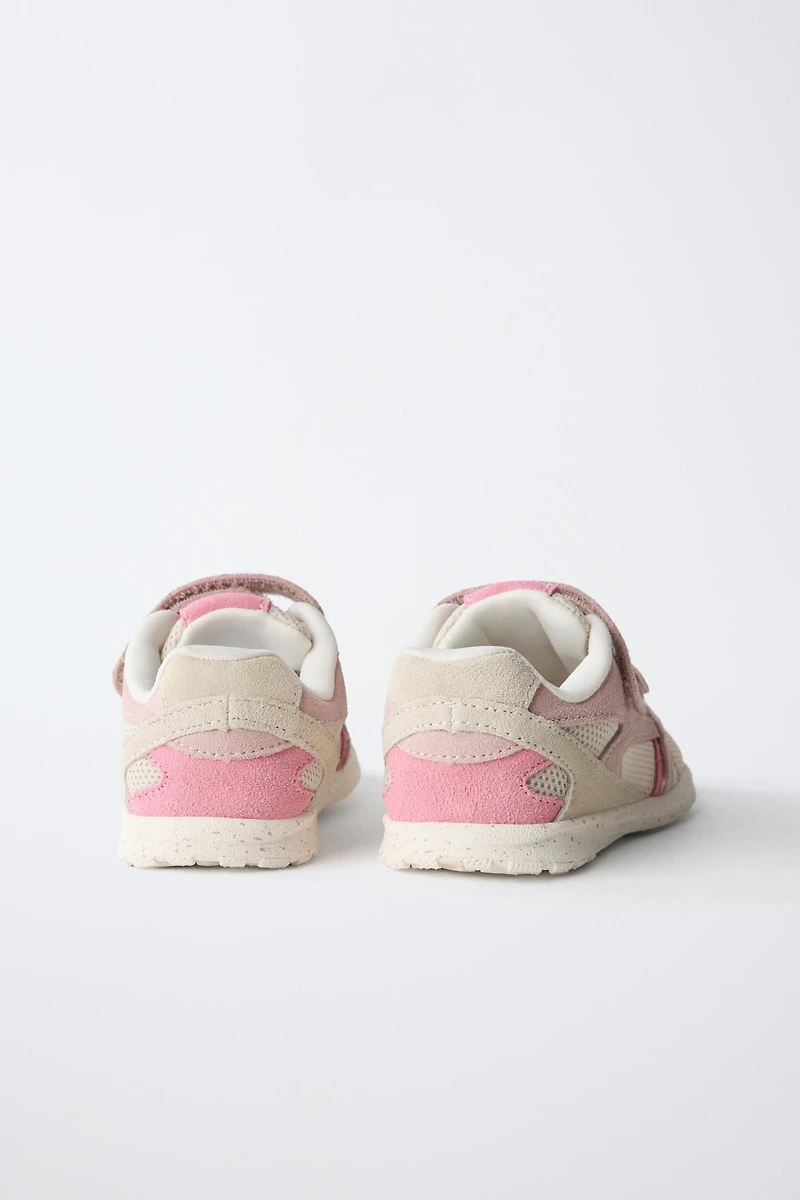 BAREFOOT SNEAKERS