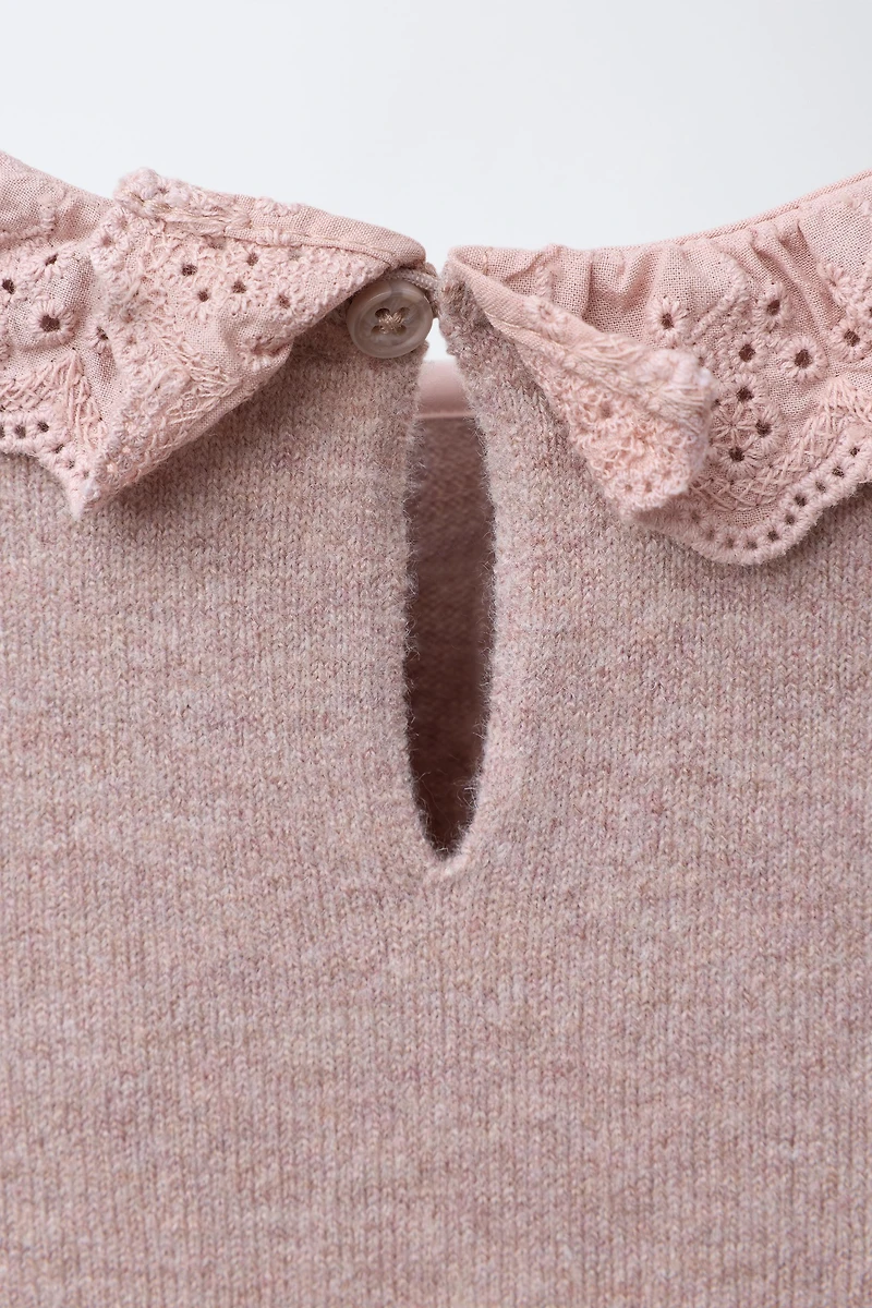 LACE KNIT SWEATER