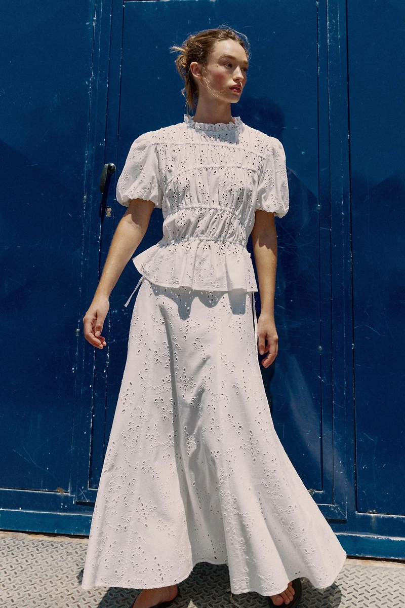 EMBROIDERED EYELET RUCHED TOP