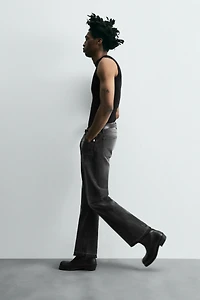 FLARE FIT JEANS