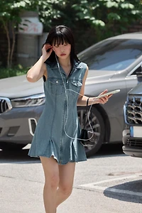 MINI-ROBE EN JEAN TRF À POCHES