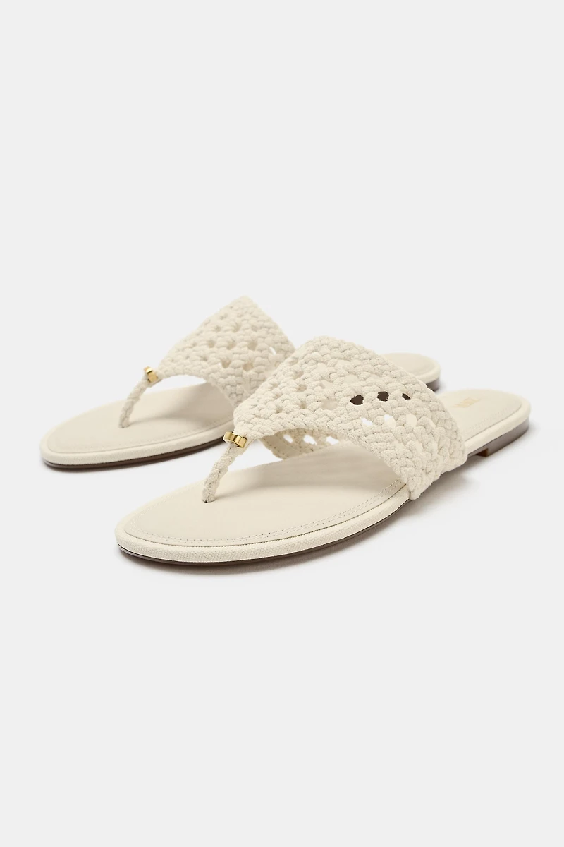 WOVEN FLAT SANDALS