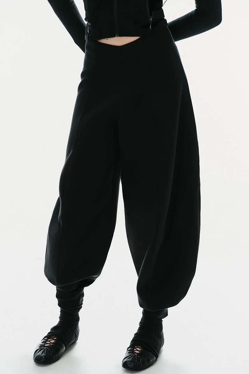 HIGH-RISE BALLOON PANTS