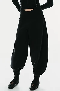 HIGH-RISE BALLOON PANTS