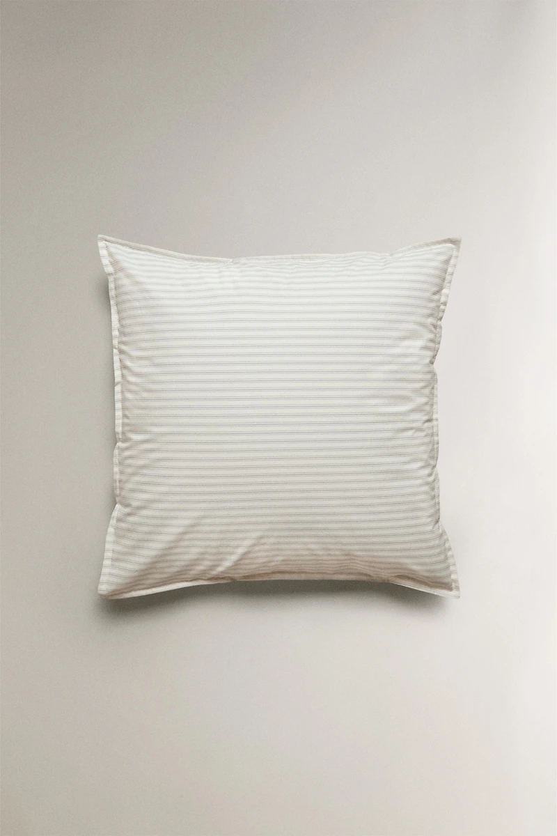 CHILDREN’S STRIPED PILLOWCASE