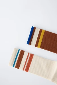 TWO-PACK OF STRIPED LONG SOCKS