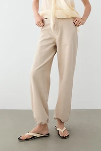 Relaxed fit parachute pants