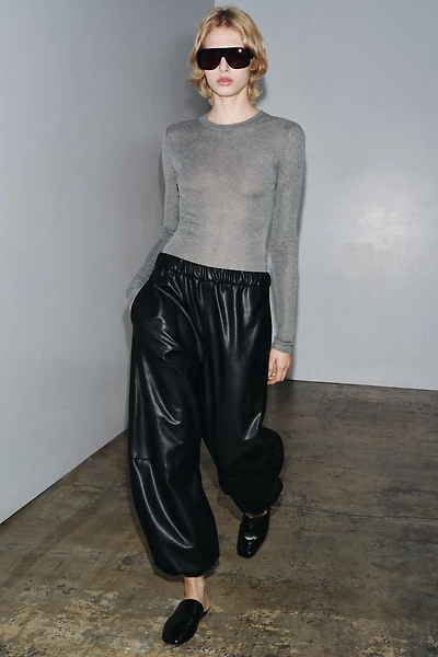 ZW COLLECTION FAUX LEATHER BALLOON PANTS