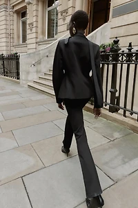 FLARE STITCH LEGGINGS