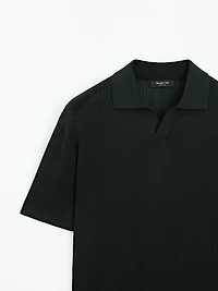 Cutwork V-neck polo shirt