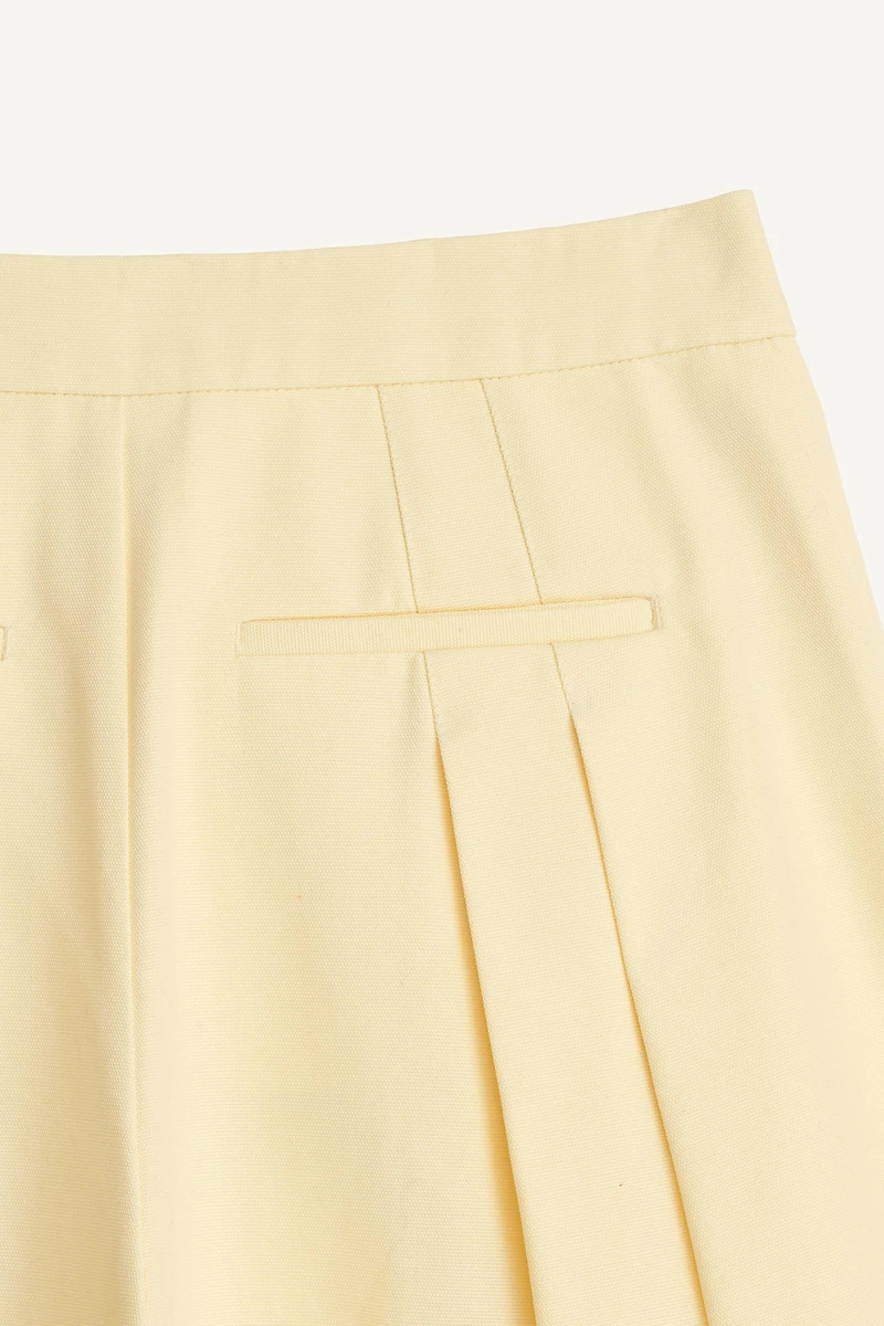 LIMITED EDITION PLEATED PANTS