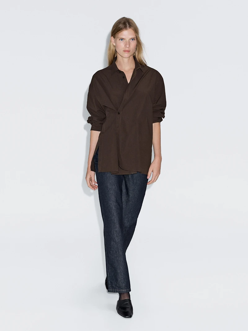Asymmetric button-up poplin shirt