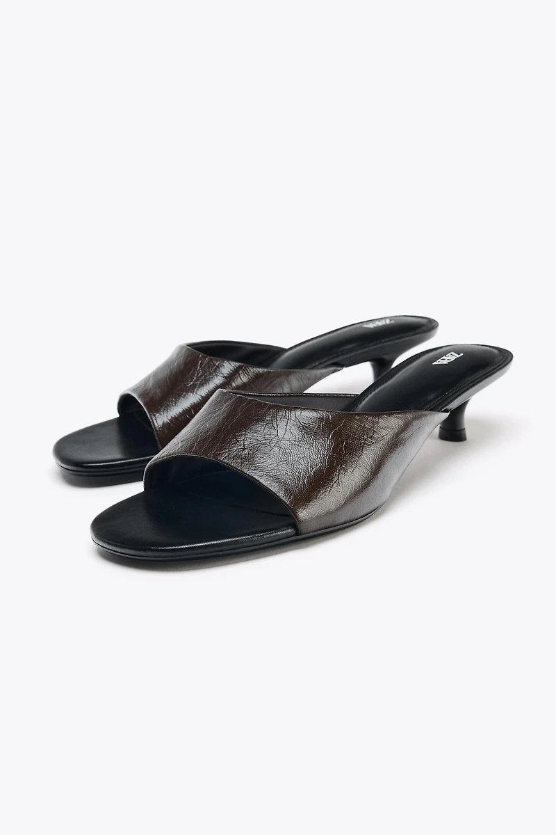 LEATHER KITTEN HEEL SANDALS