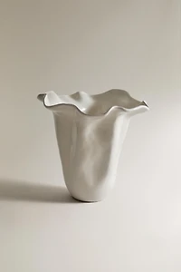 WAVY SHINY EARTHENWARE VASE