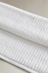 SERVIETTE DE BAIN TEXTURE CÔTELÉE