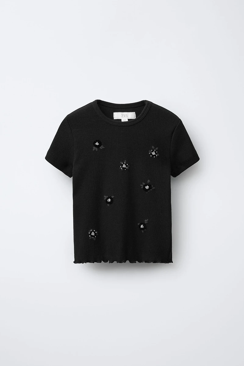 RIB T-SHIRT WITH BEADED FLOWERS