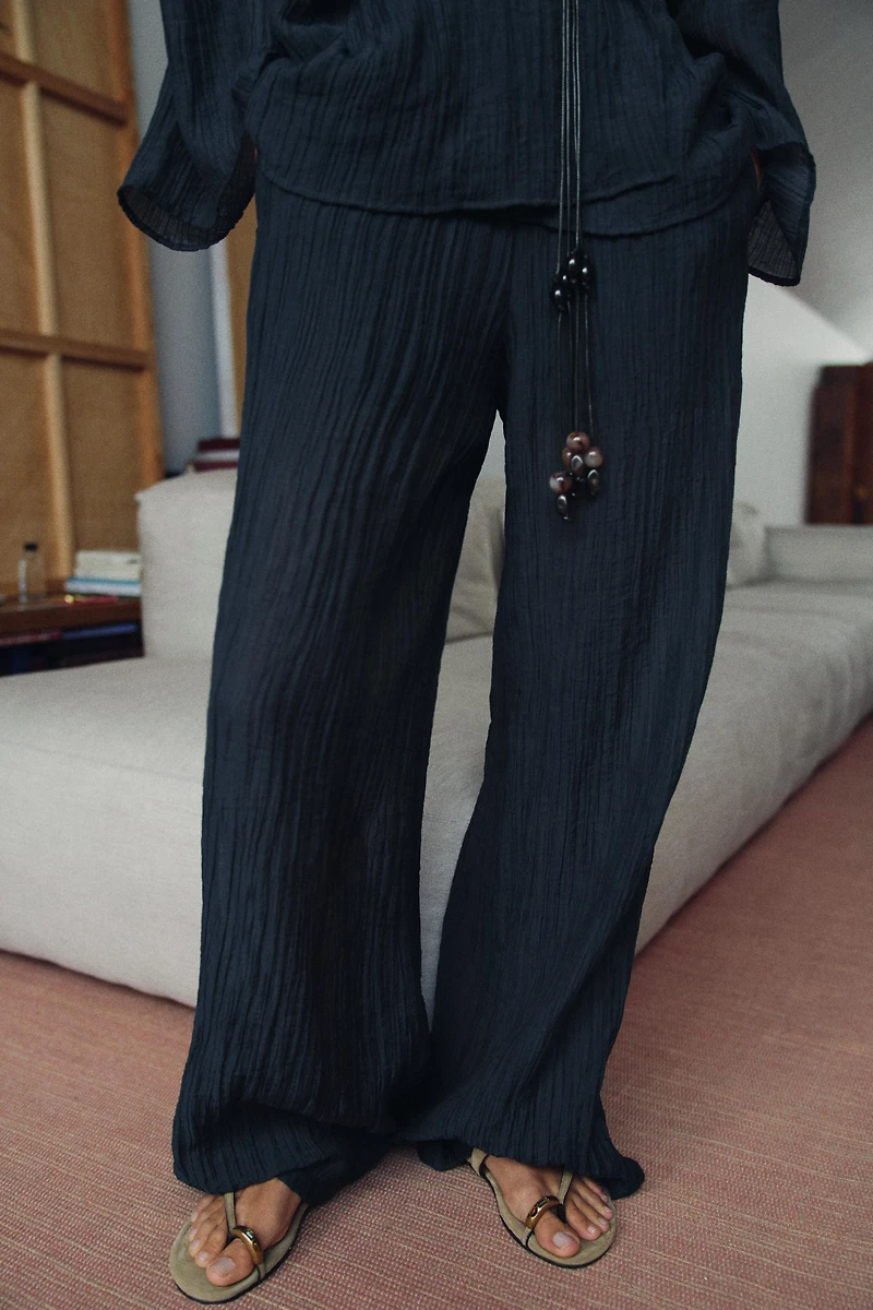 SEMI-SHEER WRINKLE LOOK PANTS