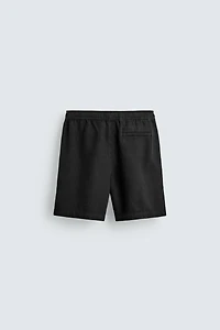 REGULAR FIT TEXTURED SHORTS