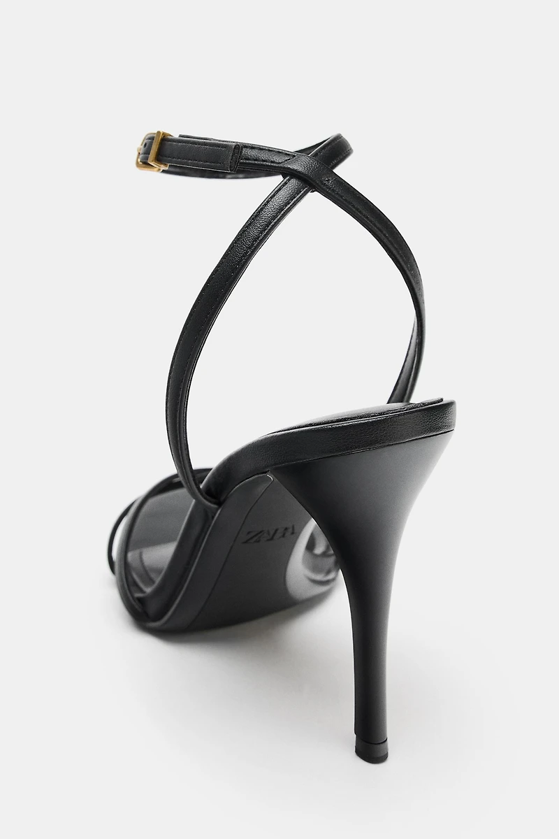 CROSSOVER STRAP HEELED SANDALS