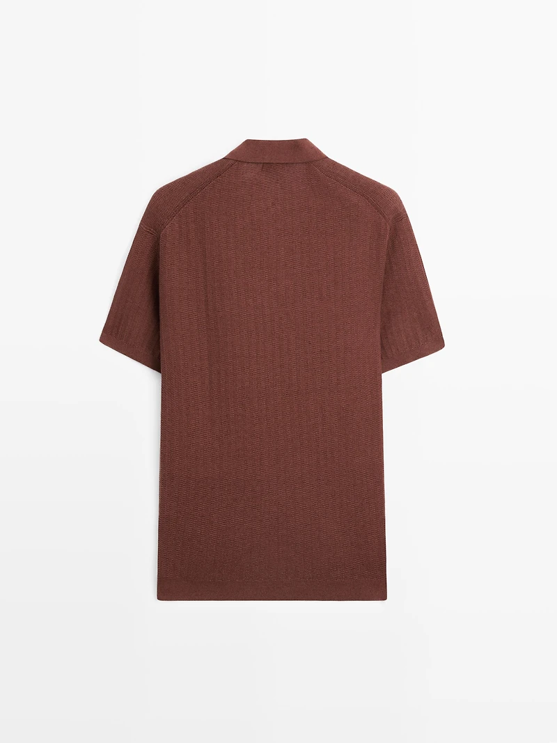 Short sleeve cotton and linen blend knit polo shirt