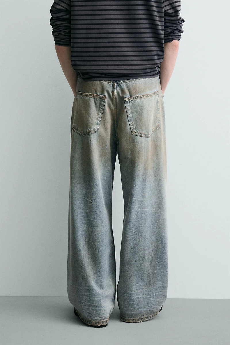 VINTAGE WASH BAGGY FIT JEANS