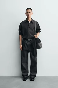 LOOSE FLARE FIT JEANS