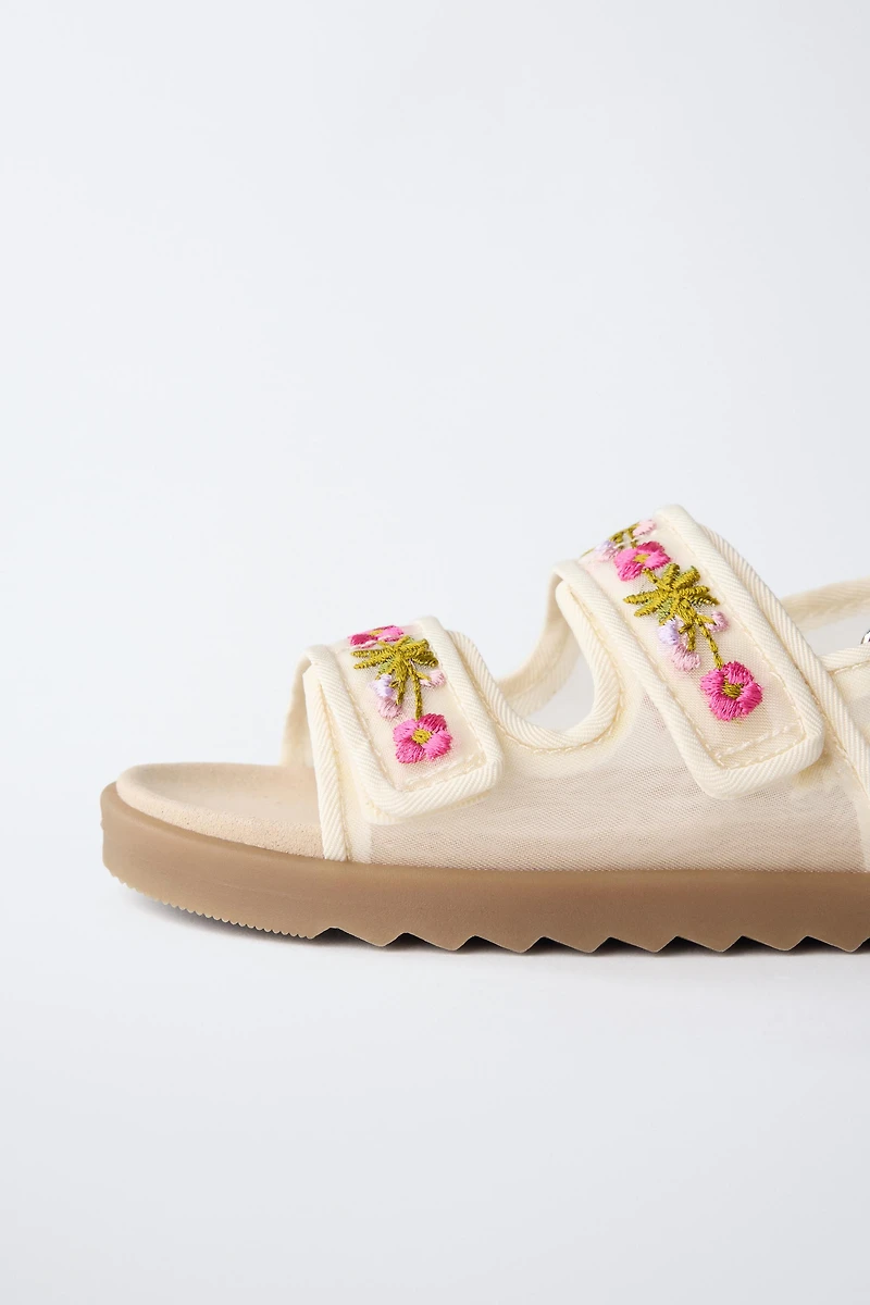 EMBROIDERED SANDALS