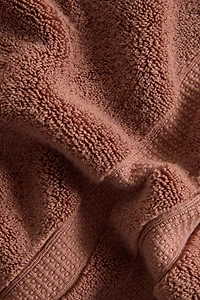 EXTRA SOFT DOUBLE-BORDER BATH TOWEL