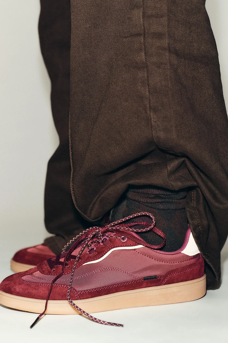 COMBINATION SNEAKERS