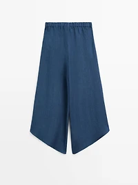 Total look linen trousers