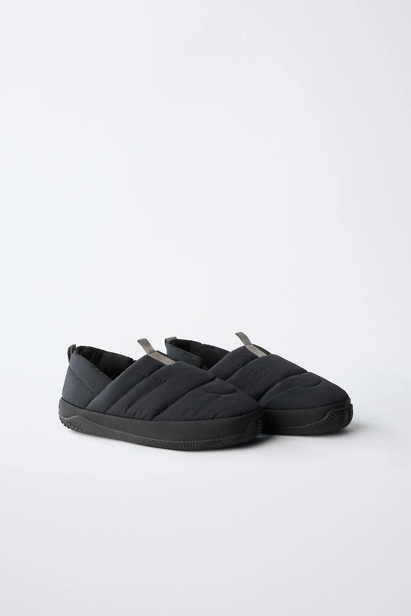 QUILTED SLIPPERS