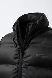 LIGHTWEIGHT WATER-REPELLENT HOODIE VEST