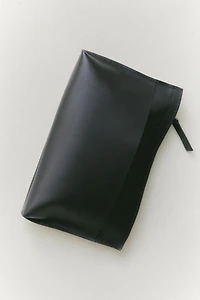 LEATHER MAKEUP BAG CLUTCH