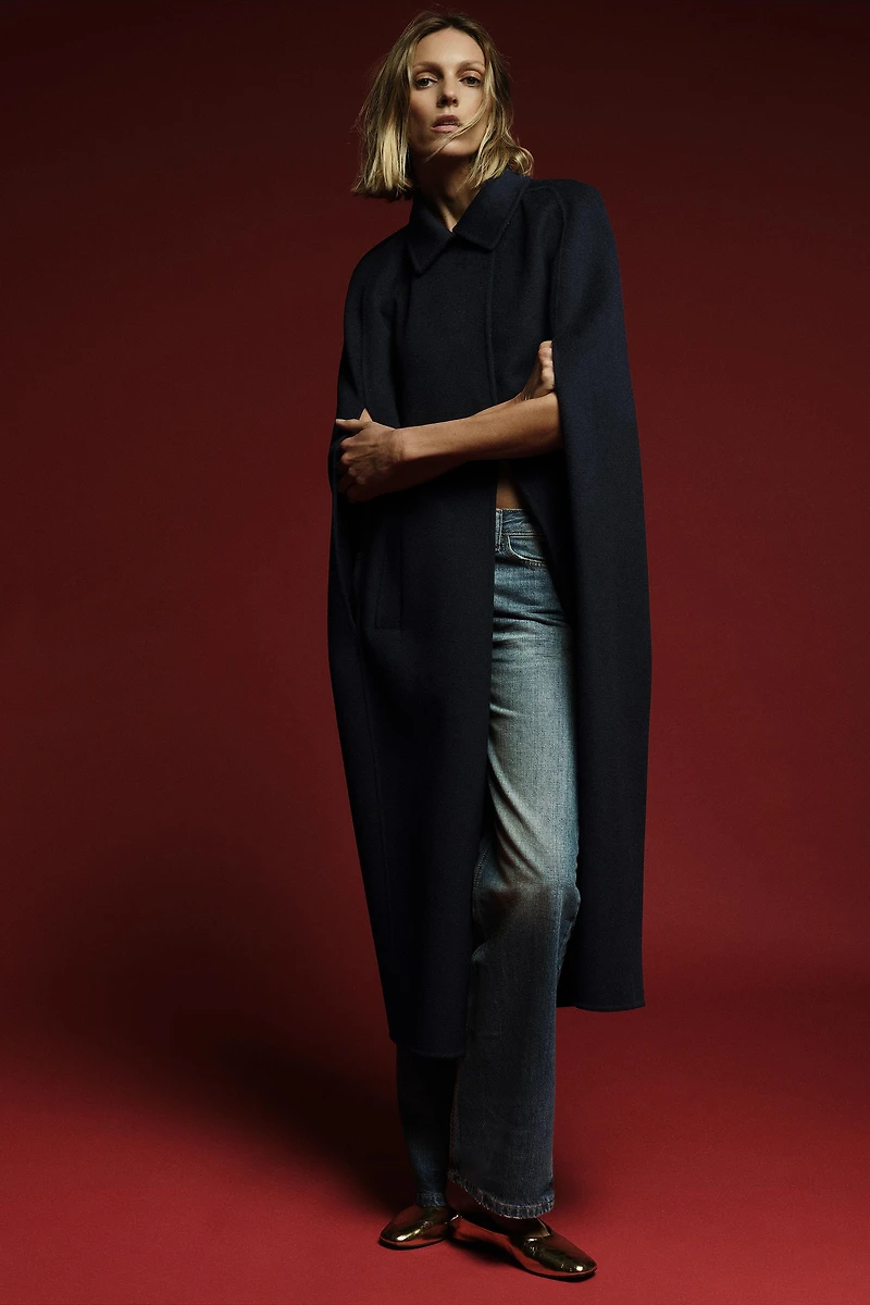 CAPE OVERSIZE AVEC LAINE ZW COLLECTION ÉDITION LIMITÉE