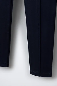 LEGGING EN MAILLE POINT DE ROME ET BOUTONS