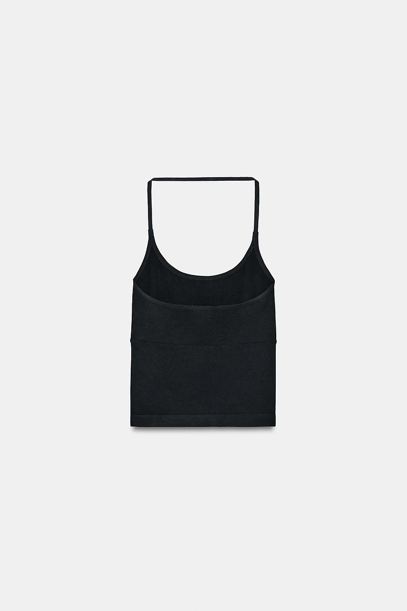 SEAMLESS HALTER TOP