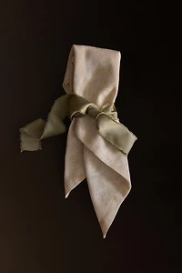 SET OF FRAMED FLORAL COTTON CHRISTMAS NAPKINS (SET OF 2)