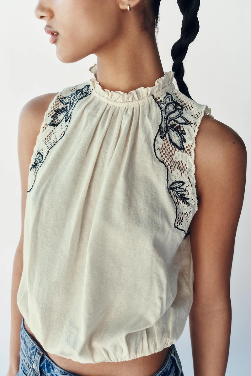 COMBINATION EMBROIDERED PUFF TOP