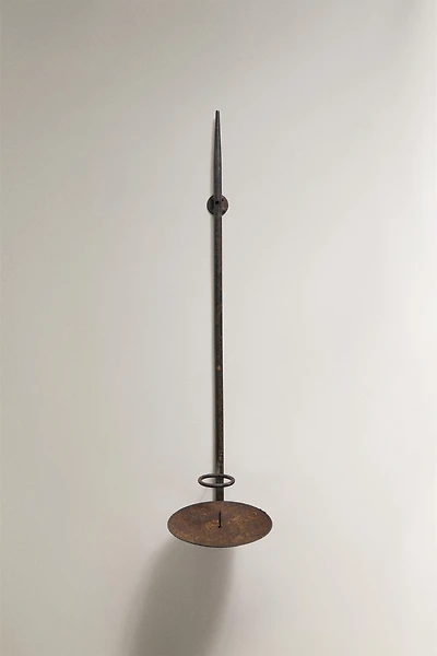 IRON WALL CANDLEHOLDER