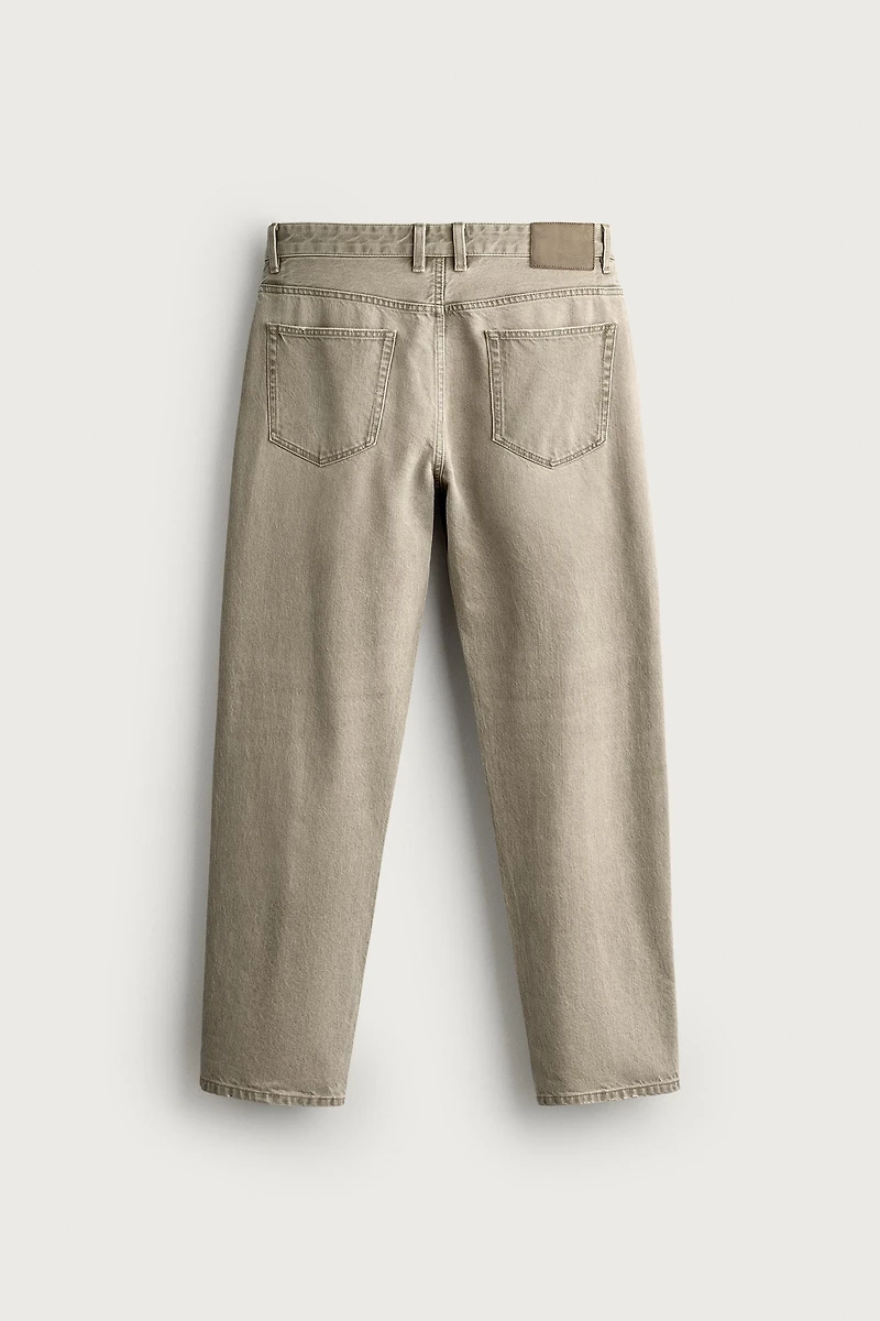 STRAIGHT ANKLE FIT JEANS