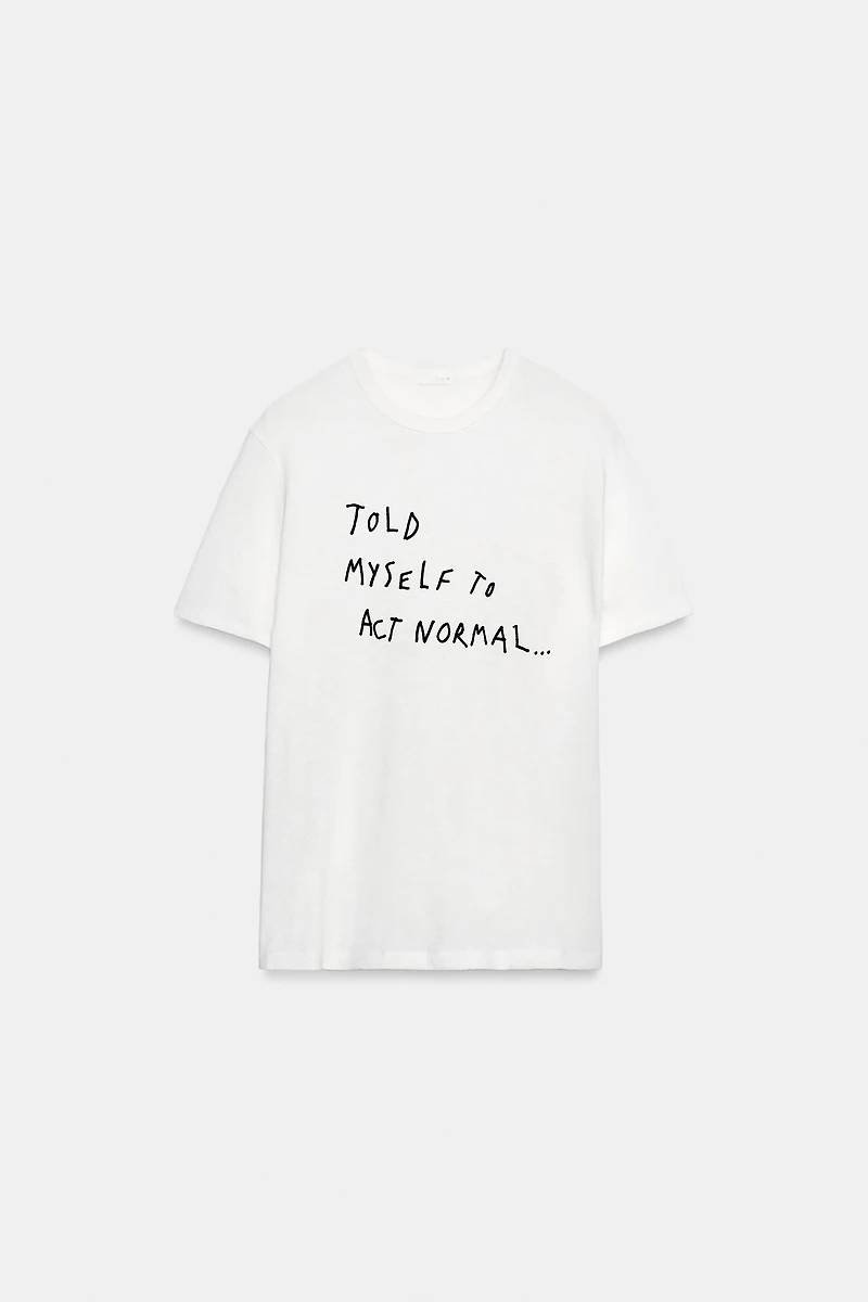 FLAMÉ TEXT T-SHIRT