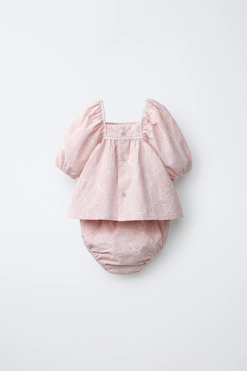 EMBROIDERED LACE SHIRT AND BLOOMERS SET