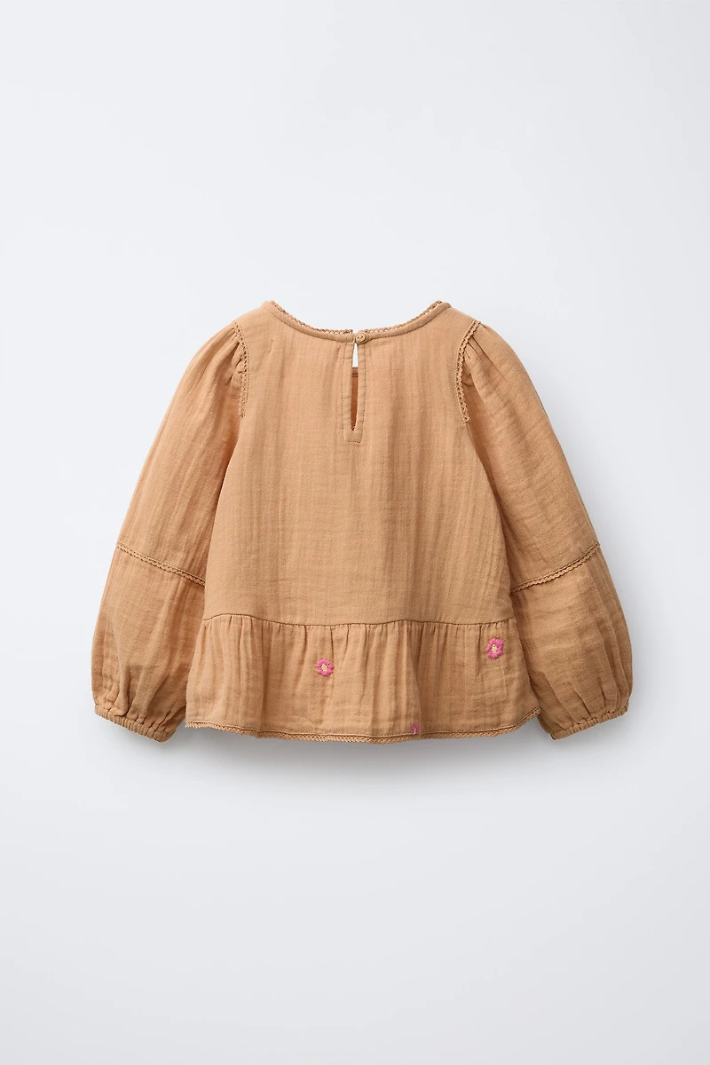 EMBROIDERED FLORAL TEXTURED BLOUSE