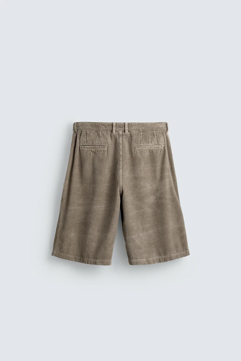 SHORT WIDE FIT EN VELOURS CÔTELÉ