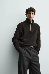 FLEECE QUARTER-ZIP SWEATSHIRT