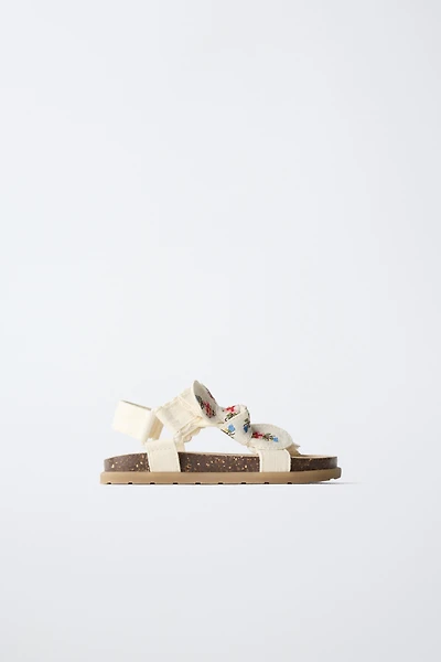 EMBROIDERED BOW SANDALS