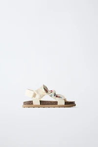 EMBROIDERED BOW SANDALS