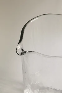 PICHET EN VERRE MARTELÉ