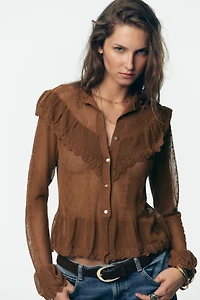 GILET ROMANTIQUE EN MAILLE POINTELLE