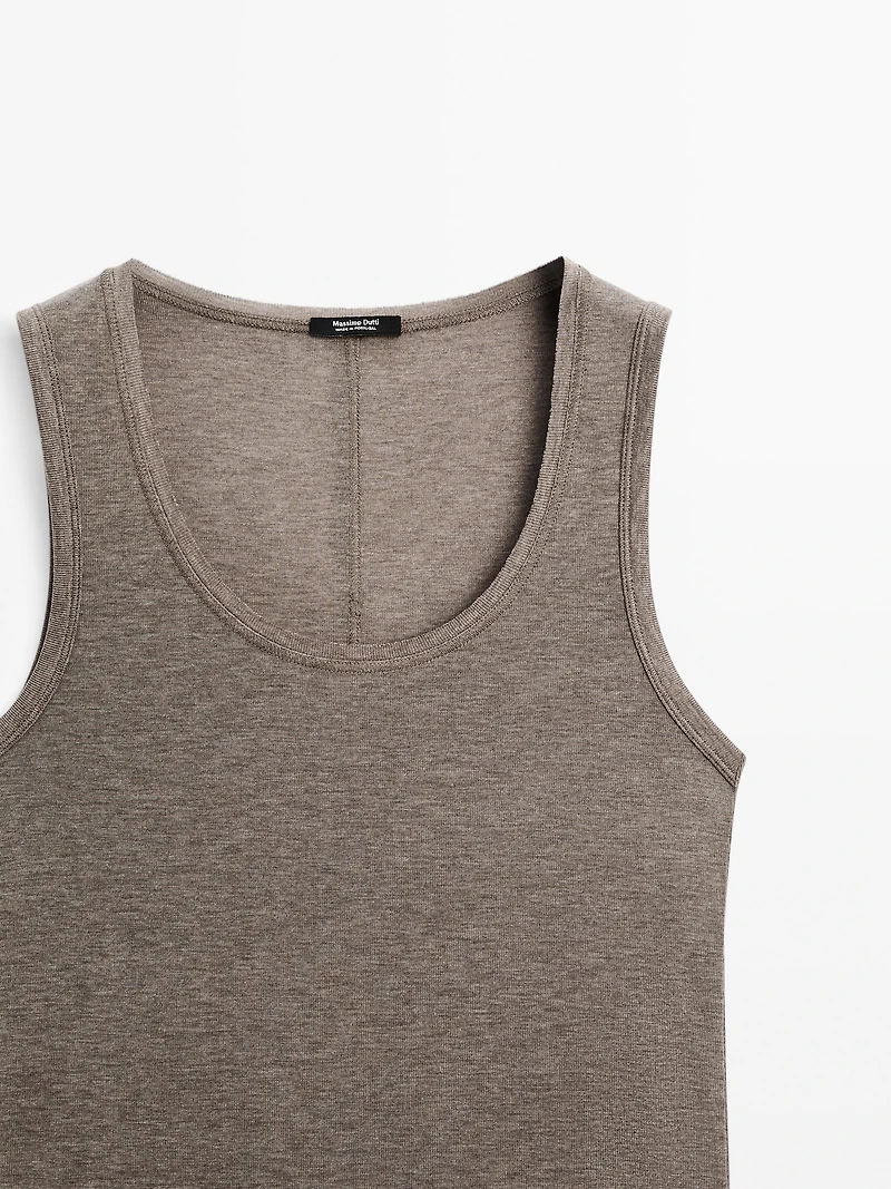 Round neck top with seam details